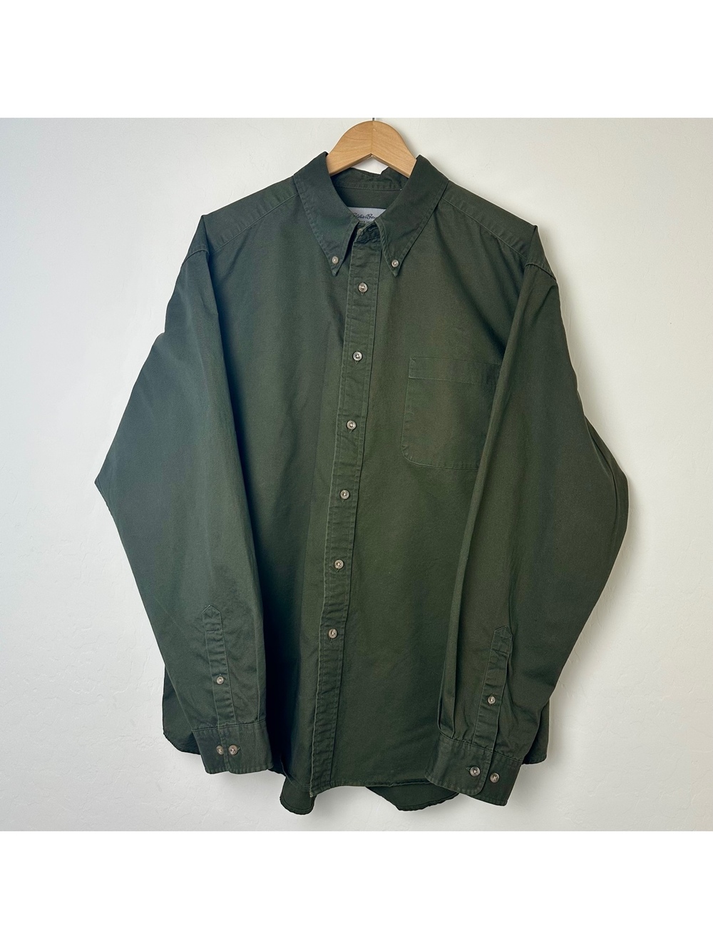 Eddie Bauer Men's XL Olive Green Button-Down Cotton Shirt